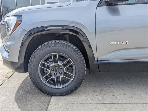New 2026 GMC Terrain AT4 w/ Technology Package II AWD/4WD image 12