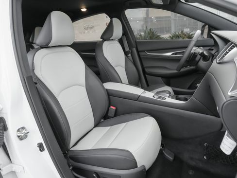 Certified 2025 INFINITI QX55 Luxe w/ Cargo Package AWD/4WD image 39