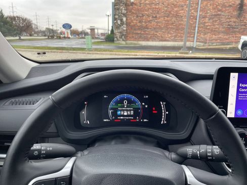 Used 2025 Toyota Grand Highlander FWD image 34