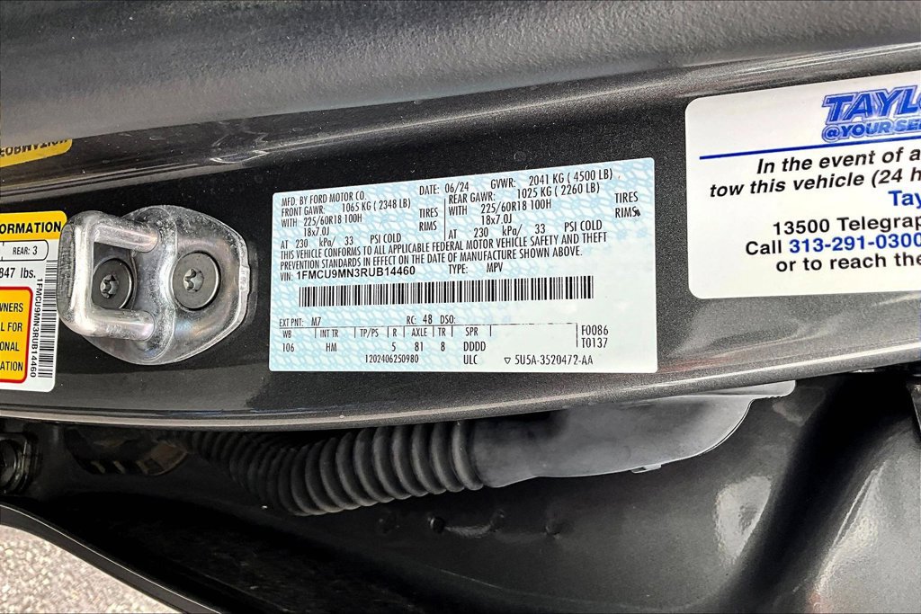 Certified 2024 Ford Escape ST-Line w/ Tech Pack #1 AWD/4WD image 19