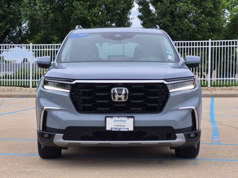 Used 2023 Honda Pilot Elite image 3