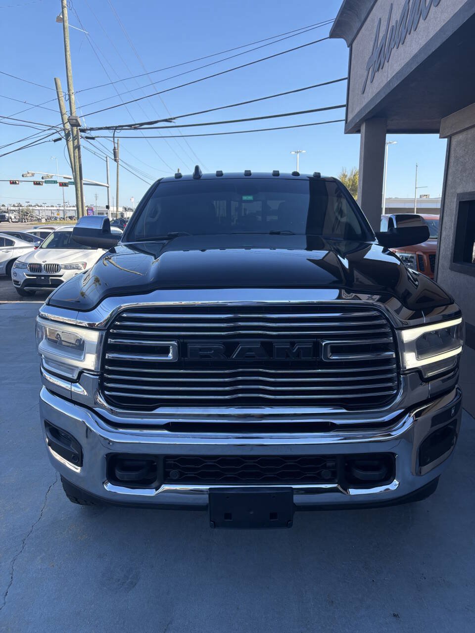 Used 2021 RAM 3500 Laramie AWD/4WD image 3