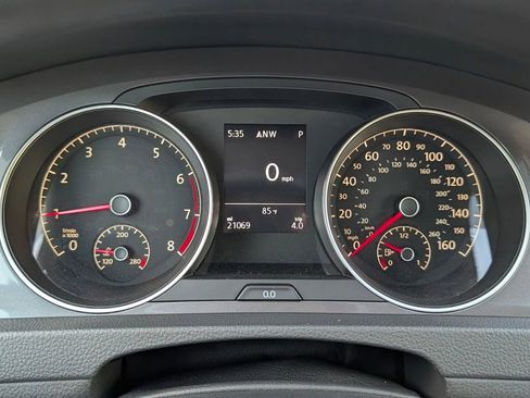 Used 2017 Volkswagen Golf Alltrack SE image 21