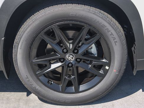 New 2026 Toyota Grand Highlander Limited image 11