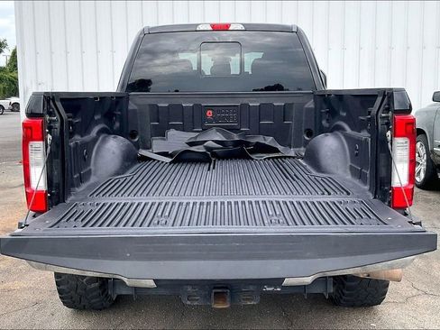 Used 2017 Ford F250 XLT AWD/4WD image 15