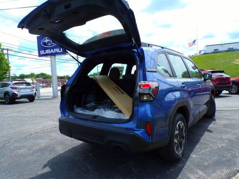 Certified 2026 Subaru Forester AWD/4WD image 9