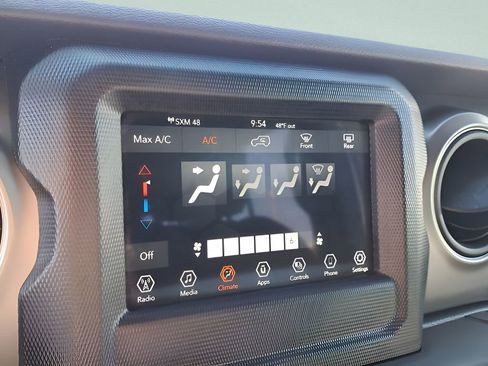 Used 2023 Jeep Wrangler Unlimited Sport image 19