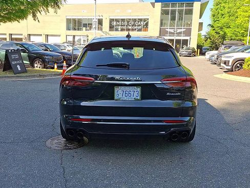 Used 2023 Maserati Grecale Modena image 7