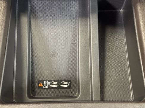 Used 2021 Chevrolet Silverado 1500 LTZ w/ LTZ Premium Package image 37