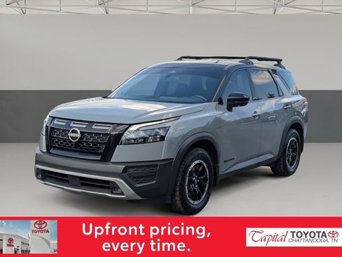 Used 2023 Nissan Pathfinder Rock Creek AWD/4WD image 4