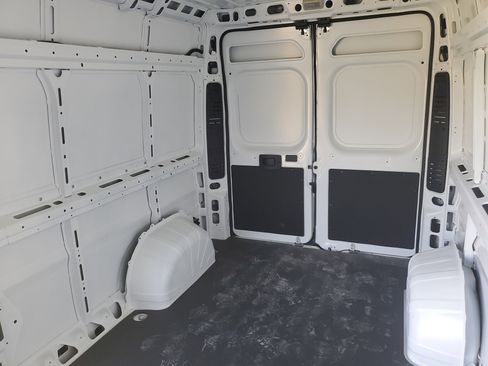 Used 2025 RAM ProMaster 2500 image 23