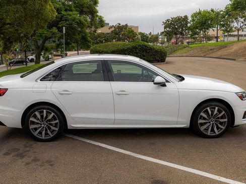 Used 2022 Audi A4 2.0T Premium w/ Convenience Package image 3