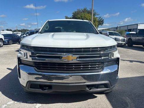 Used 2021 Chevrolet Silverado 1500 LT AWD/4WD image 2