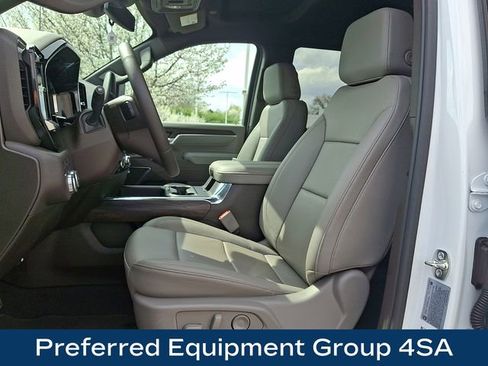 Used 2025 GMC Sierra 2500 SLT w/ SLT Premium Package image 2