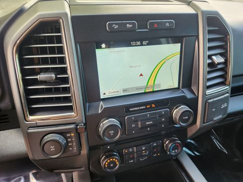 Used 2017 Ford F150 Raptor w/ Equipment Group 801A Mid AWD/4WD image 9