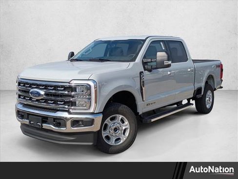 New 2026 Ford F250 XLT w/ XLT Premium Package AWD/4WD image 1