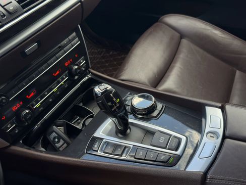 Used 2016 BMW 550i Gran Turismo xDrive image 22