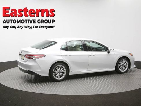 Used 2019 Toyota Camry XLE w/ Carpet Mat Package FWD image 44