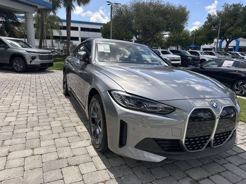 Used 2023 BMW i4 eDrive35 w/ Premium Package RWD image 16