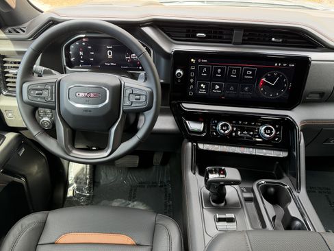 New 2026 GMC Sierra 1500 AT4 w/ AT4 Premium Package AWD/4WD image 29