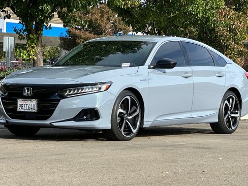 Used 2022 Honda Accord Sport image 8