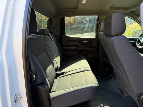 Used 2024 Chevrolet Silverado 1500 Custom Trail Boss image 18