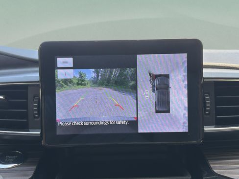 Used 2022 Ford Explorer Limited RWD image 17