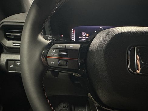 New 2026 Honda Pilot TrailSport image 12