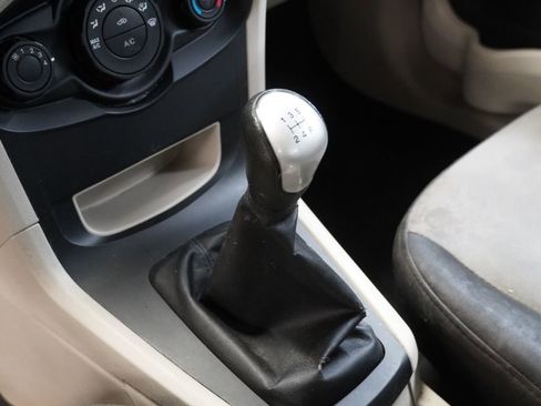 Used 2012 Ford Fiesta S FWD image 19