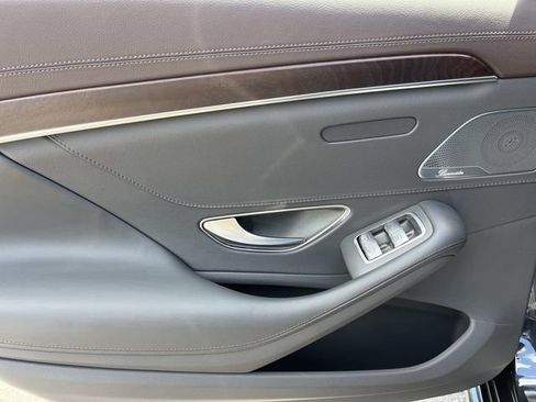 Used 2019 Mercedes-Benz S 560 4MATIC Sedan image 19