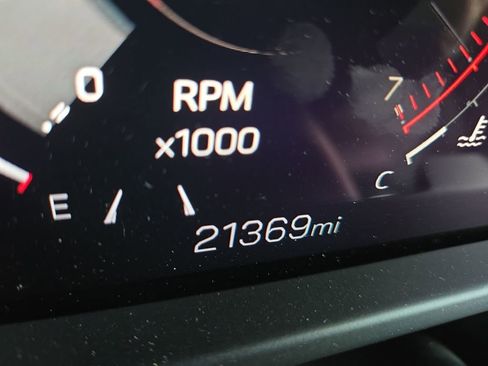 Used 2025 GMC Acadia Elevation image 14