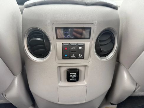 Used 2011 Honda Pilot EX-L image 24