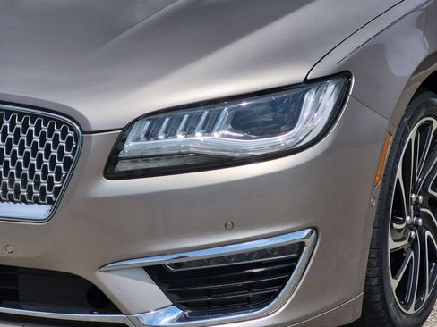 Used 2020 Lincoln MKZ Reserve w/ Elements Package FWD image 11