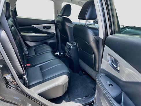 Used 2017 Nissan Murano Platinum w/ Platinum Technology Package FWD image 29