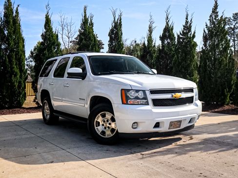 Used 2012 Chevrolet Tahoe LS w/ Convenience Package image 2