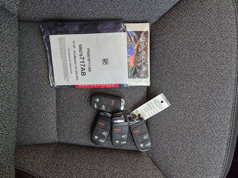 Used 2025 RAM ProMaster 2500 FWD image 27
