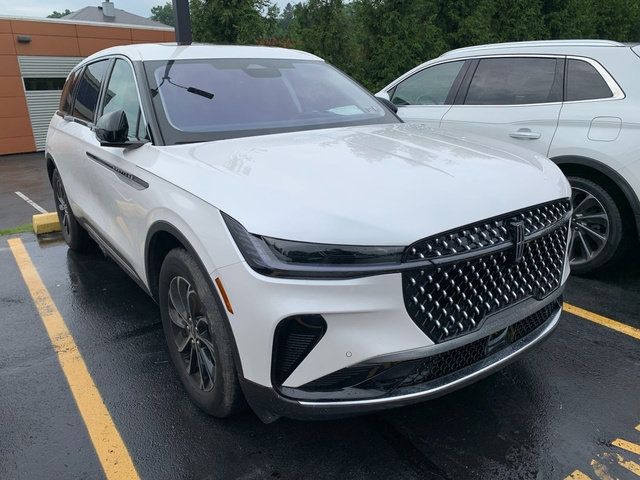 Certified 2026 Lincoln Nautilus Premier w/ Equipment Group 102A AWD/4WD image 4