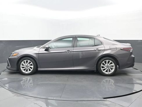 Used 2023 Toyota Camry LE FWD image 7