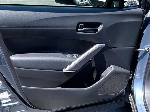 Used 2023 Toyota Corolla Cross LE FWD image 21