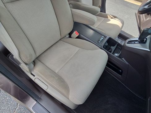 Used 2014 Honda CR-V EX image 10