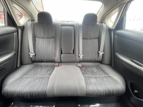 Used 2018 Nissan Sentra SV image 22
