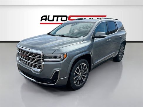 Used 2020 GMC Acadia Denali w/ Technology Package image 3