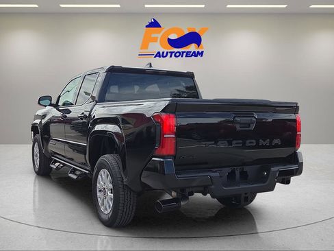 New 2026 Toyota Tacoma SR5 AWD/4WD image 3