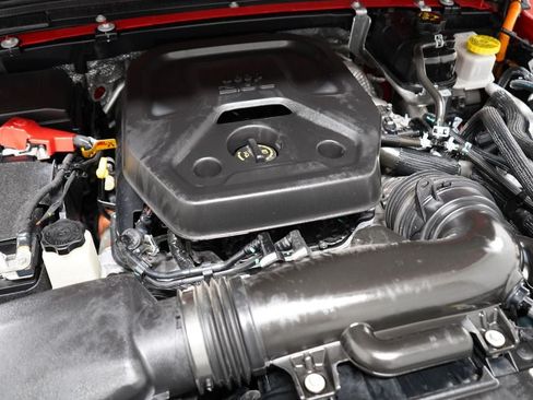 Used 2025 Jeep Wrangler Unlimited Sport S 4xe AWD/4WD image 32