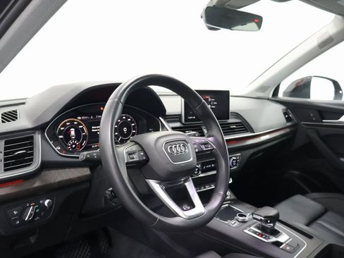 Used 2020 Audi Q5 e Prestige w/ Prestige Package image 15