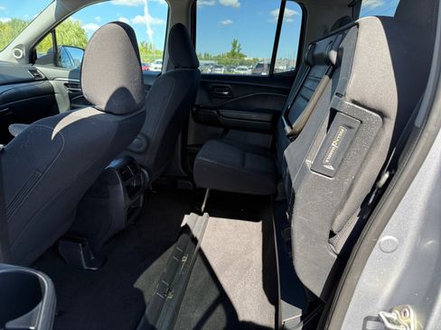 Used 2017 Honda Ridgeline RT image 25