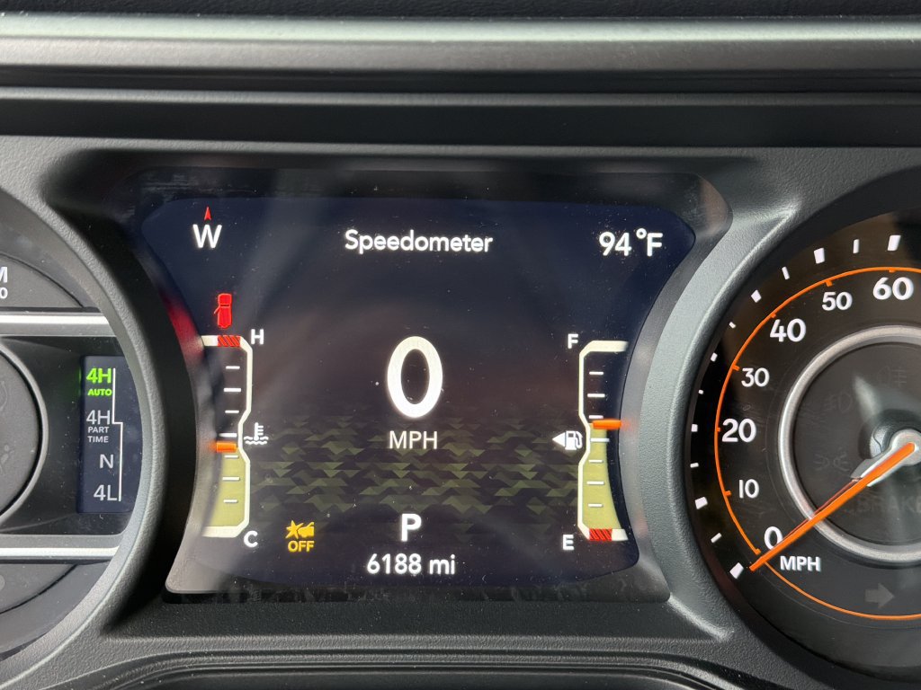 Used 2025 Jeep Wrangler Unlimited Rubicon 392 AWD/4WD image 32