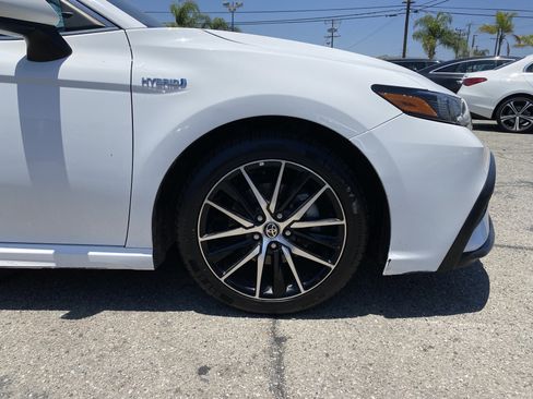Used 2021 Toyota Camry SE FWD image 28