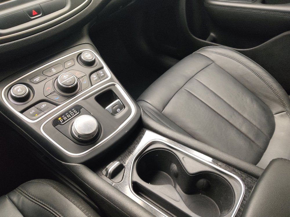 Used 2015 Chrysler 200 C FWD image 26