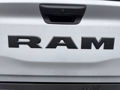 New 2026 RAM 1500 Express AWD/4WD image 17